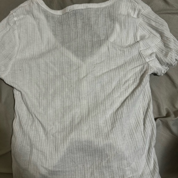 Forever 21 button up white shirt - Picture 4 of 4